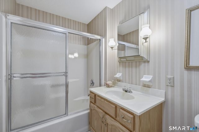 55 Dartmoor Road 55, Enfield, CT 06082