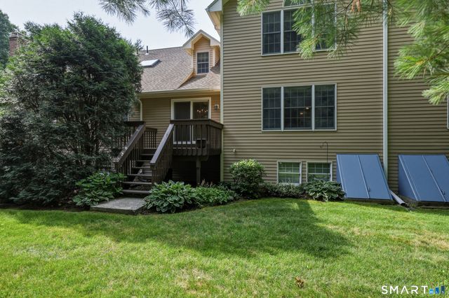 55 Dartmoor Road 55, Enfield, CT 06082