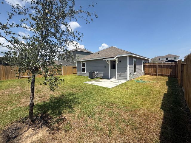 10430 Red Cardinal Drive, Cleveland, TX 77328