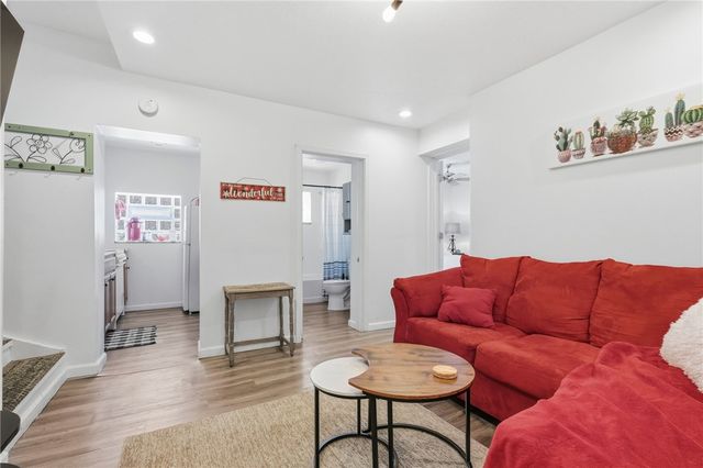 544 North Ave, Millvale, PA 15209