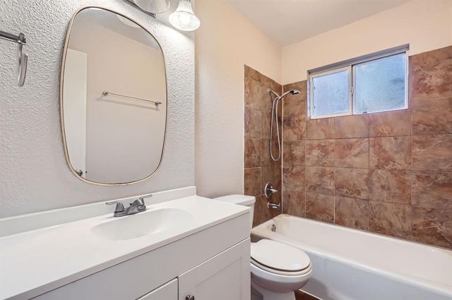 113 Wagon Wheel TRL, Georgetown, TX 78628
