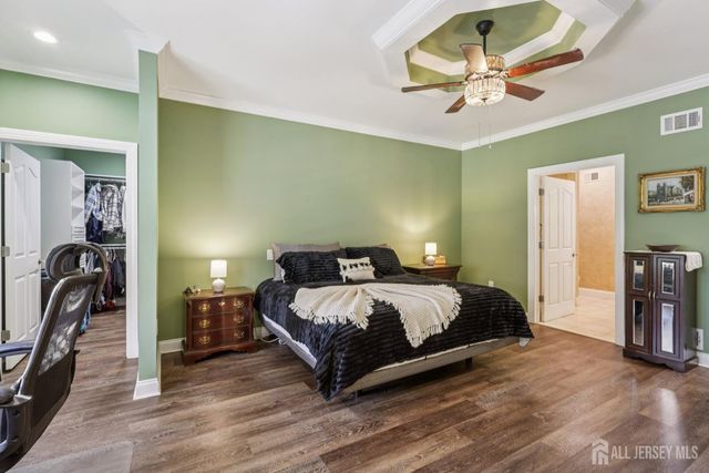 1 Majestic Woods Drive, Monroe, NJ 08831