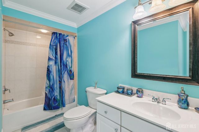 1 Majestic Woods Drive, Monroe, NJ 08831