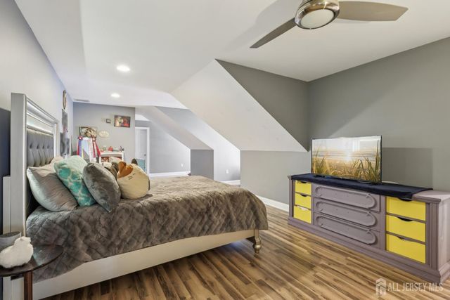 1 Majestic Woods Drive, Monroe, NJ 08831