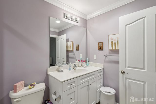 1 Majestic Woods Drive, Monroe, NJ 08831