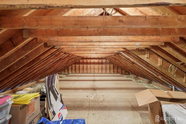 1 Majestic Woods Drive, Monroe, NJ 08831