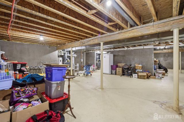 1 Majestic Woods Drive, Monroe, NJ 08831