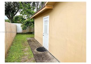 2449 NW 73rd Ave 2449, Sunrise, FL 33313
