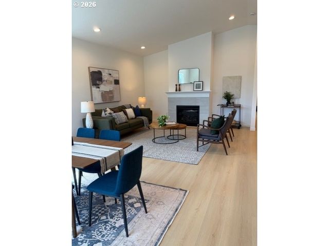 17255 Sw ATFALATI Ln Sw, Sherwood, OR 97140