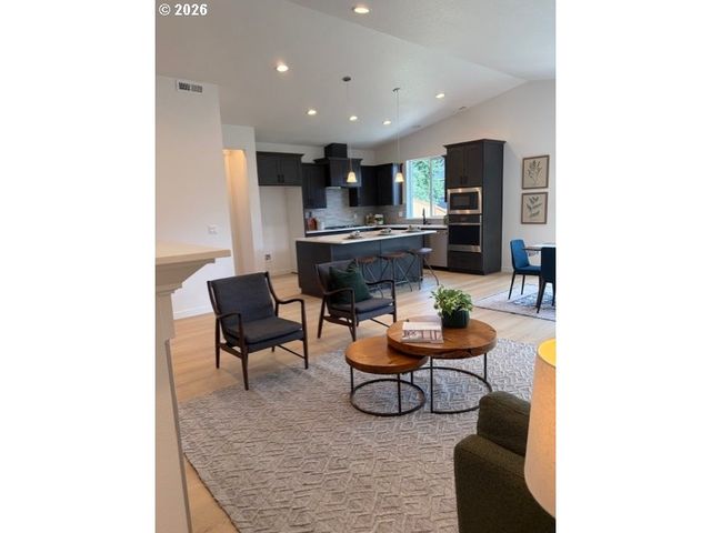17255 Sw ATFALATI Ln Sw, Sherwood, OR 97140