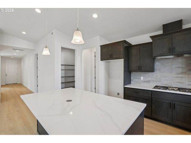 17255 Sw ATFALATI Ln Sw, Sherwood, OR 97140