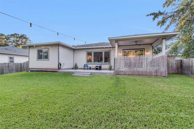 15714 Corinthian Way, Willis, TX 77318