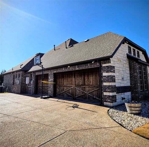 2015 Alps Court, Cedar Hill, TX 75104