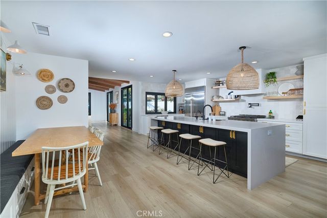 2140 Mountain Vista, Encinitas, CA 92024