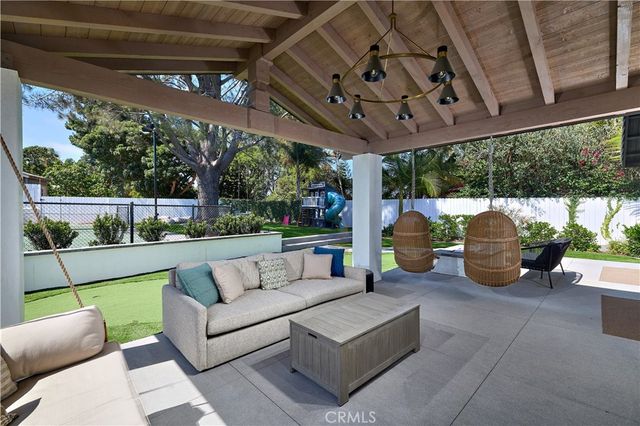 2140 Mountain Vista, Encinitas, CA 92024