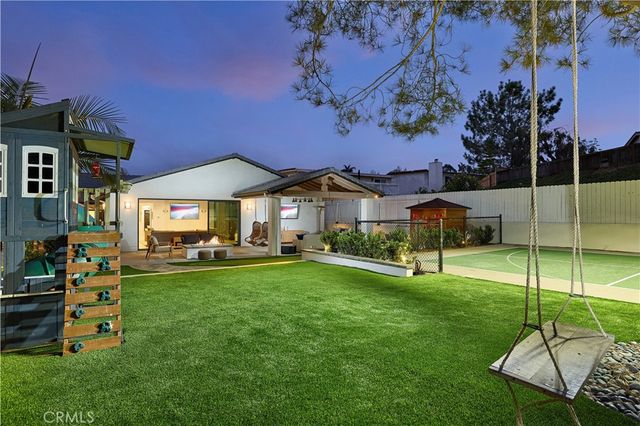 2140 Mountain Vista, Encinitas, CA 92024