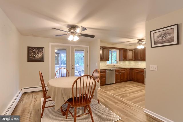 121 CEDAR ST, Lebanon, PA 17042