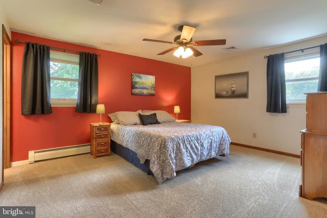 121 CEDAR ST, Lebanon, PA 17042