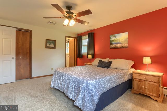 121 CEDAR ST, Lebanon, PA 17042