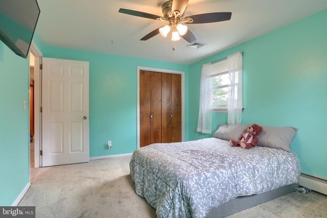 121 CEDAR ST, Lebanon, PA 17042