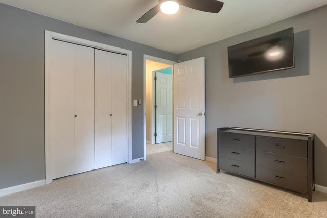 121 CEDAR ST, Lebanon, PA 17042