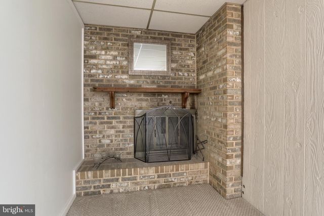 121 CEDAR ST, Lebanon, PA 17042