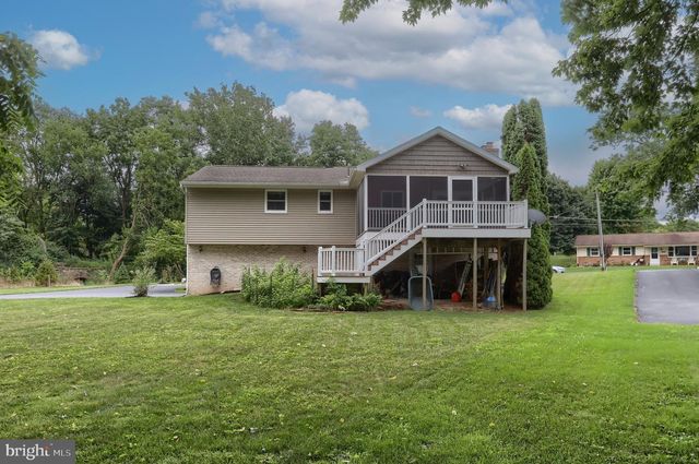 121 CEDAR ST, Lebanon, PA 17042