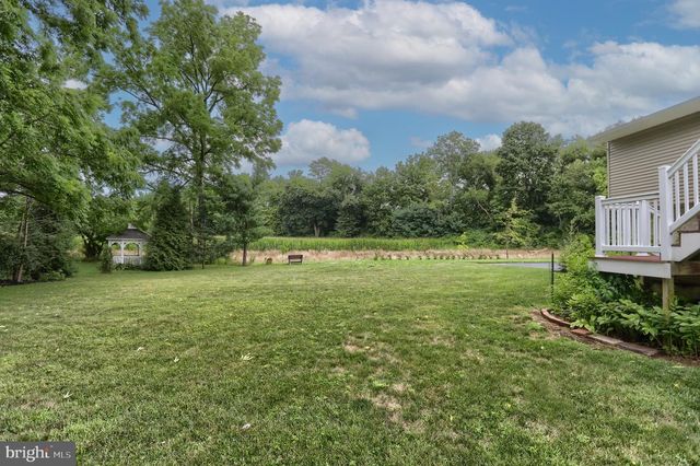 121 CEDAR ST, Lebanon, PA 17042