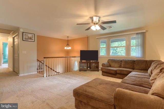 121 CEDAR ST, Lebanon, PA 17042