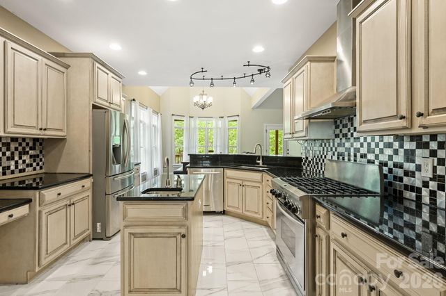314 Woodland Drive, Swannanoa, NC 28778