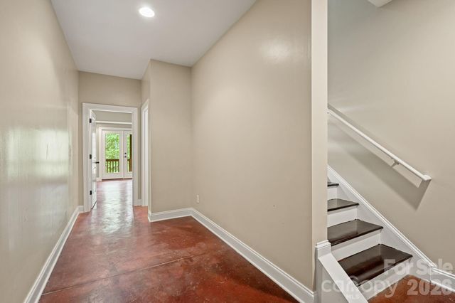 314 Woodland Drive, Swannanoa, NC 28778