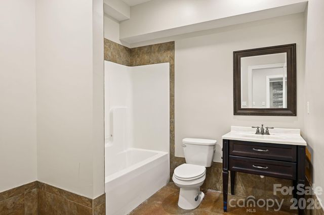 314 Woodland Drive, Swannanoa, NC 28778