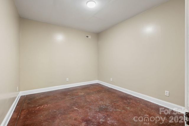 314 Woodland Drive, Swannanoa, NC 28778
