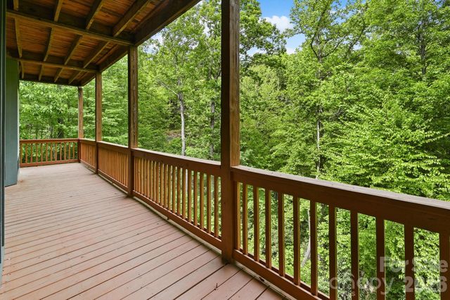 314 Woodland Drive, Swannanoa, NC 28778