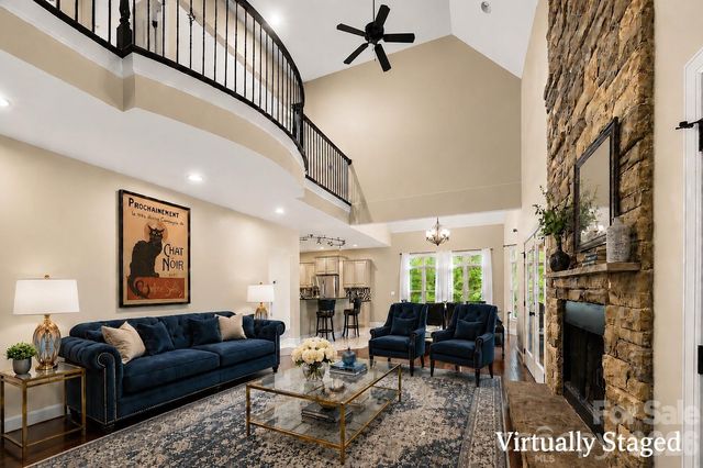 314 Woodland Drive, Swannanoa, NC 28778