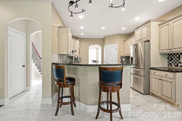 314 Woodland Drive, Swannanoa, NC 28778