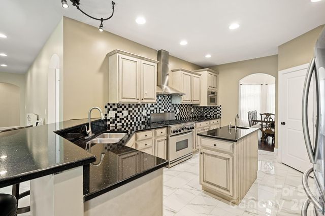314 Woodland Drive, Swannanoa, NC 28778