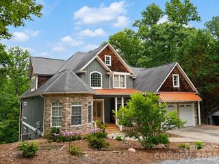 314 Woodland Drive, Swannanoa, NC 28778