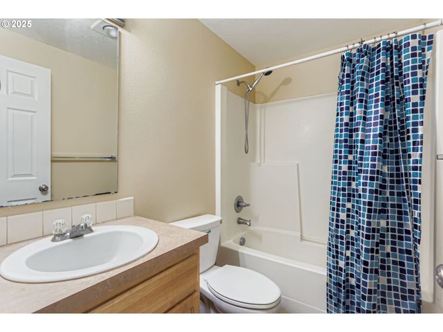 5713 Ne 135TH Ave, Vancouver, WA 98682