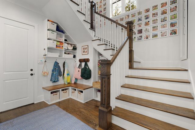 114 Lyerly Street, Lookout Mountain, TN 37350