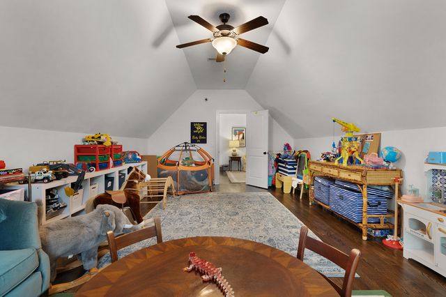 114 Lyerly Street, Lookout Mountain, TN 37350