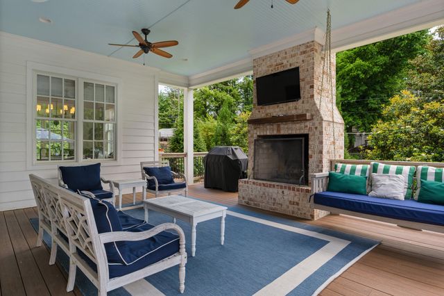 114 Lyerly Street, Lookout Mountain, TN 37350