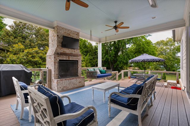 114 Lyerly Street, Lookout Mountain, TN 37350