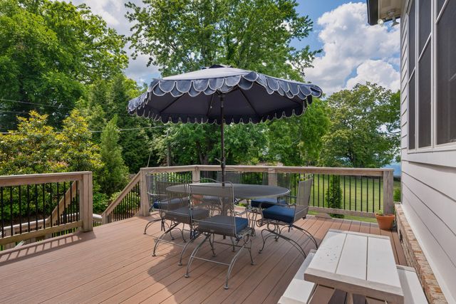 114 Lyerly Street, Lookout Mountain, TN 37350