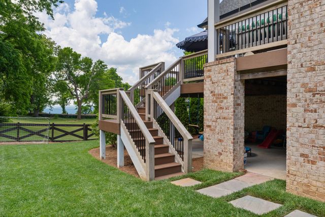 114 Lyerly Street, Lookout Mountain, TN 37350