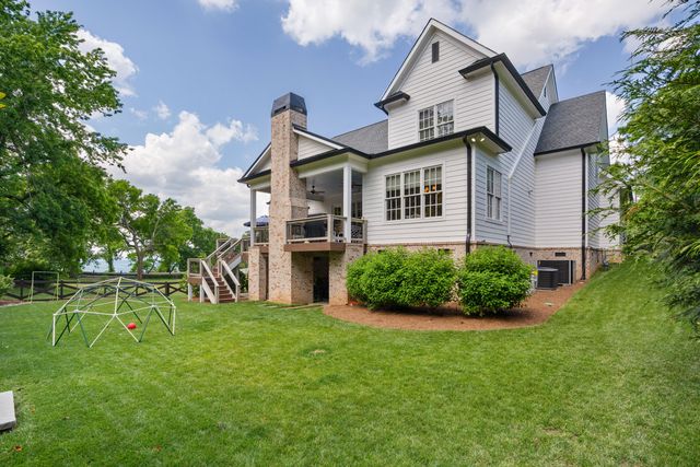 114 Lyerly Street, Lookout Mountain, TN 37350