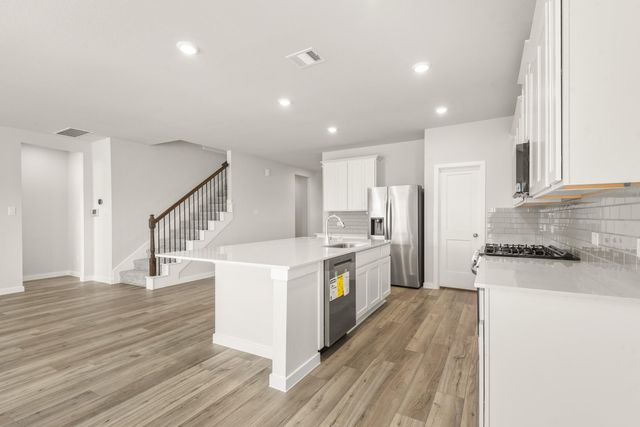 11015 Youngquist Drive, Mont Belvieu, TX 77535