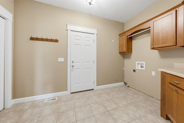 5420 Farallon Drive, Kalamazoo, MI 49009