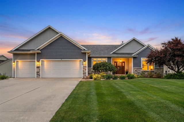 5420 Farallon Drive, Kalamazoo, MI 49009