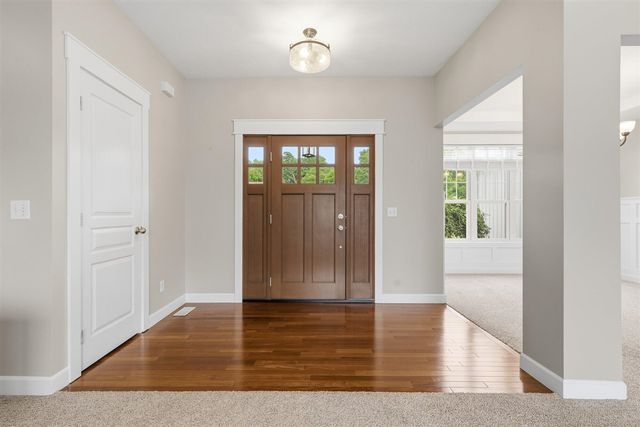 5420 Farallon Drive, Kalamazoo, MI 49009